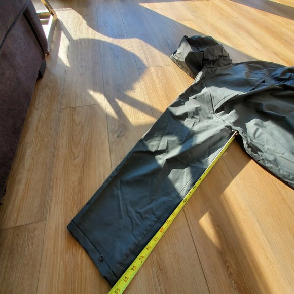 Rain coat - Picture 7 of 7